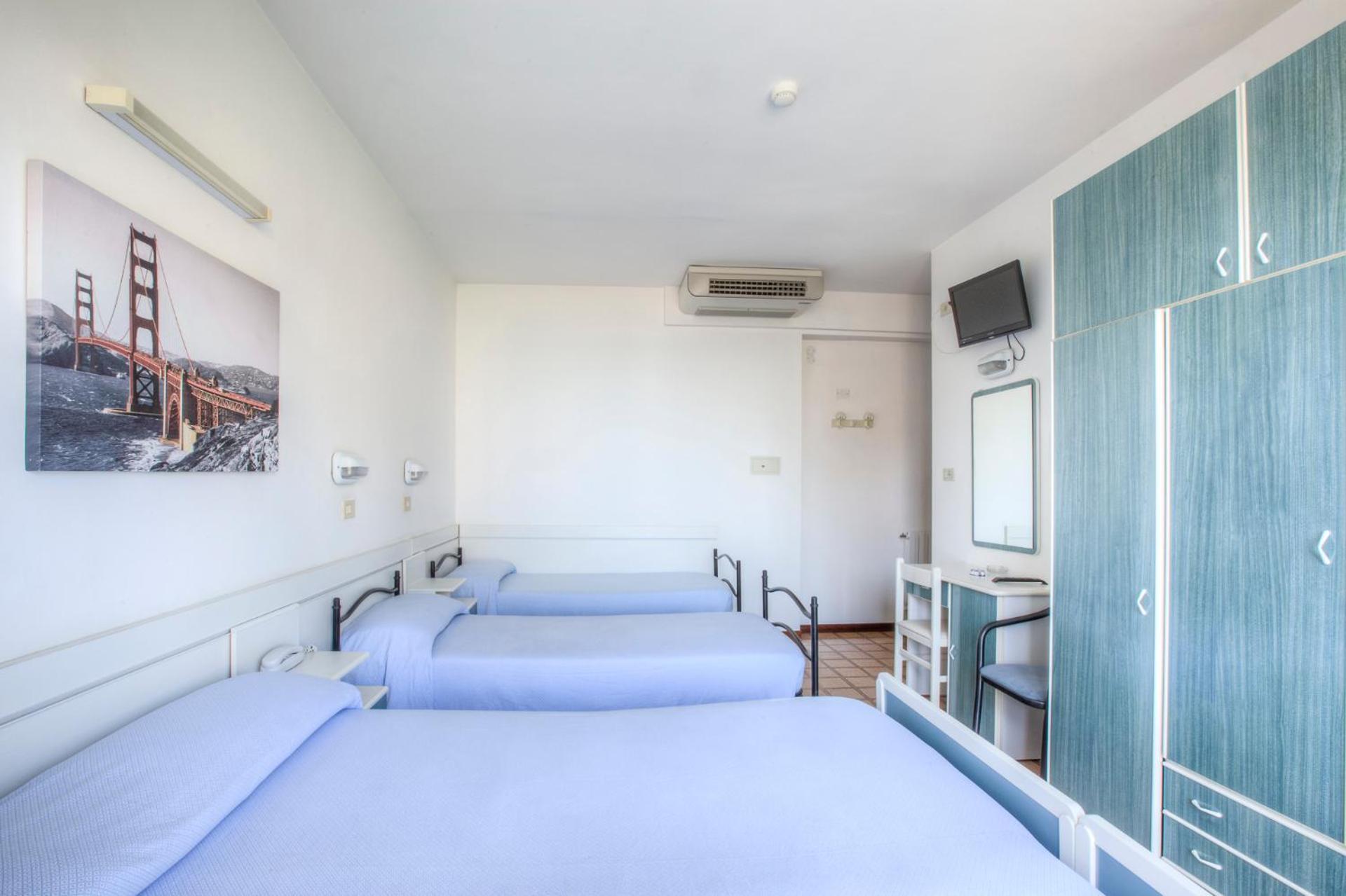 Hotel Taunus - Vista Mare リッチョーネ エクステリア 写真